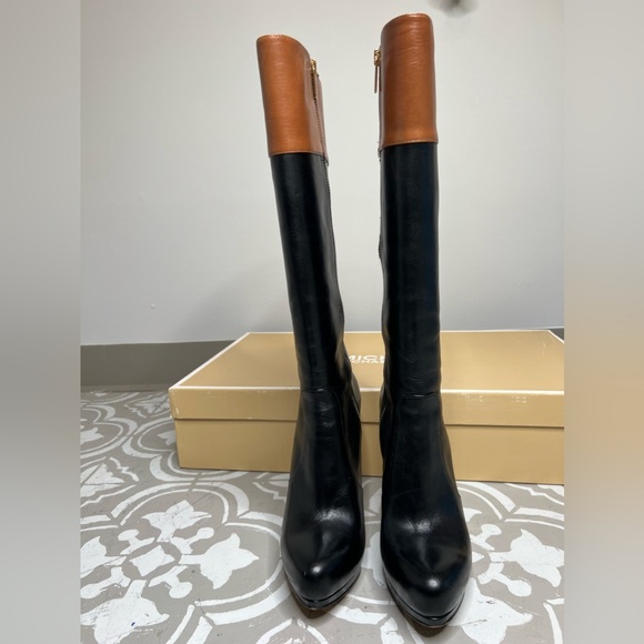 Michael Kors | Haley Boot With Box! - Picture 12 of 15